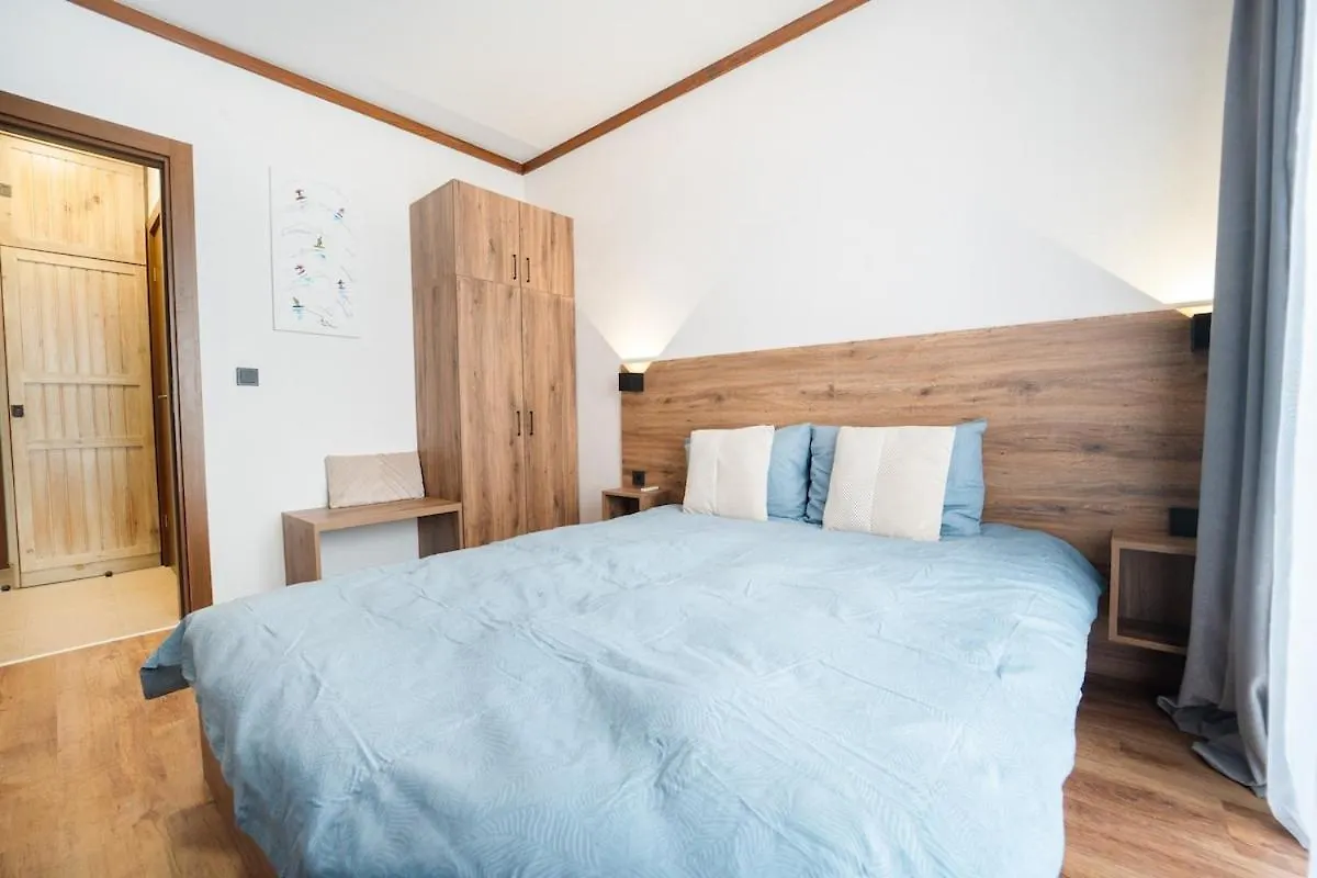 דירות Host2U Highland Hideaway בנסקו